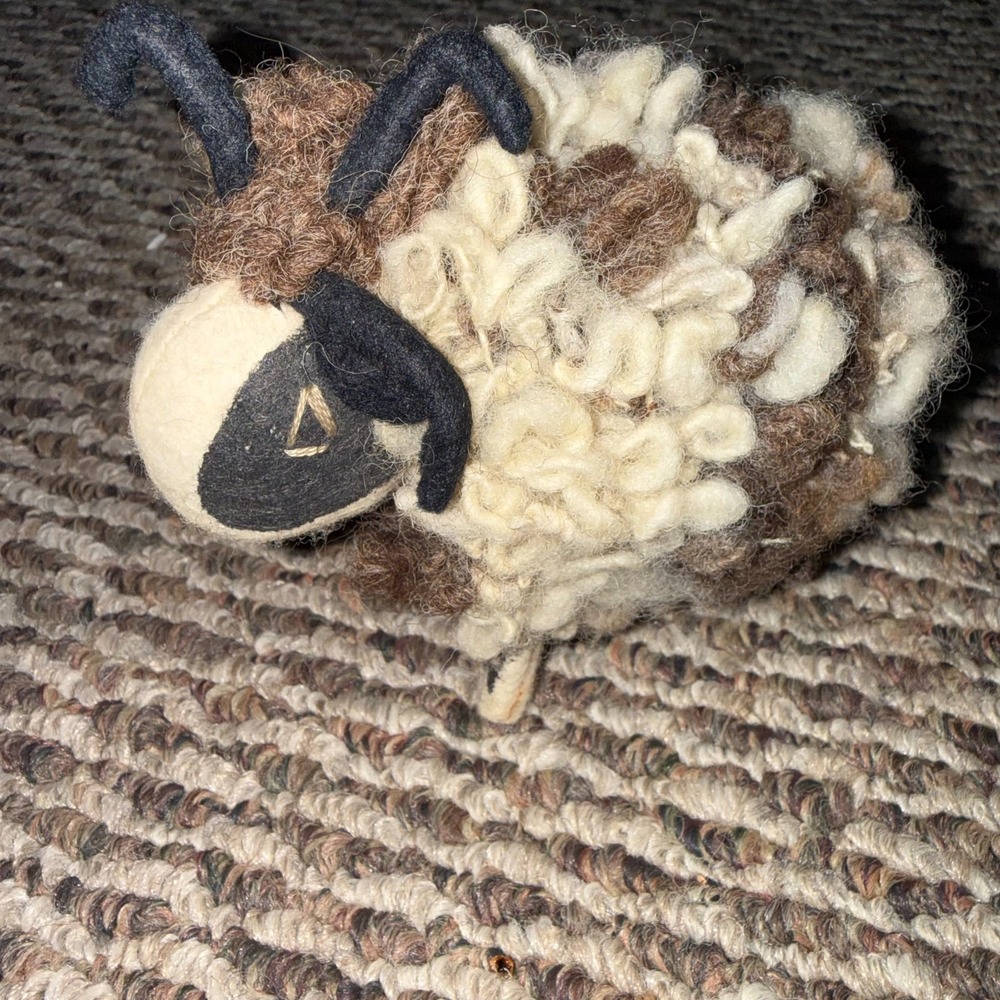 Needle Felted Sheep Handmade‎ Fluffy Artisan Cottagecore Decor